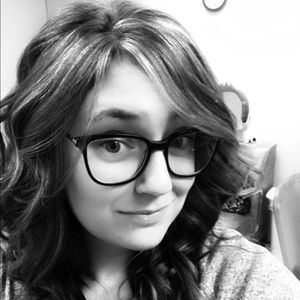 Meet your Posher, Daphne